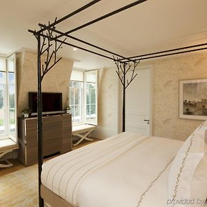 Executive  Main Building King Suite